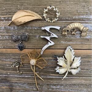Vintage Brooch Pin Lot Gold Silver Retro Modernist Nature Coquette Casino Leaf
